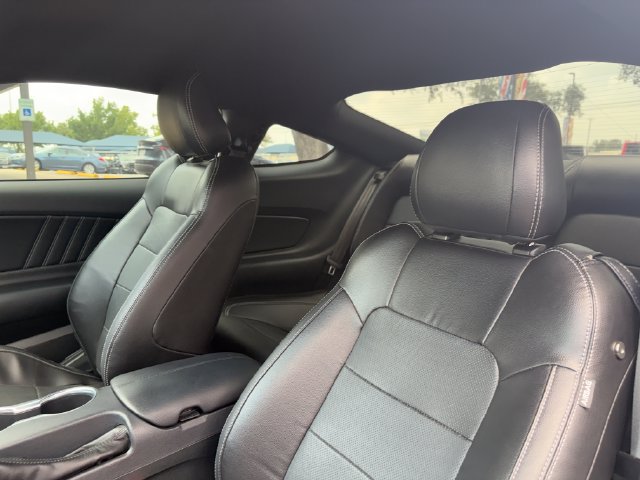 Used 2022 Ford Mustang GT Premium w/ Ford Safe & Smart Package RWD image 10