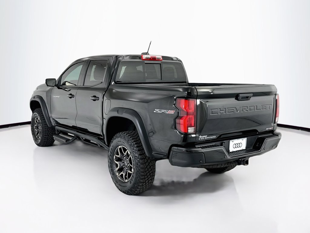 Used 2024 Chevrolet Colorado ZR2 w/ ZR2 Convenience Package III AWD/4WD image 7