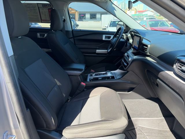 Used 2022 Ford Explorer XLT image 23