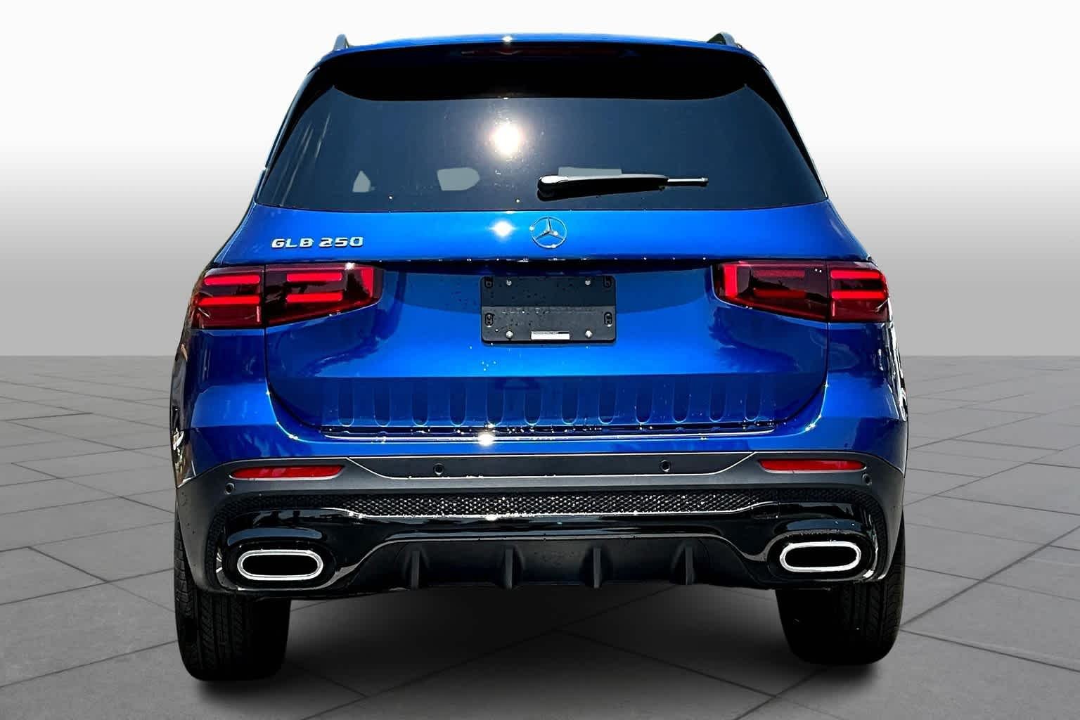 Certified 2024 Mercedes-Benz GLB 250 image 7