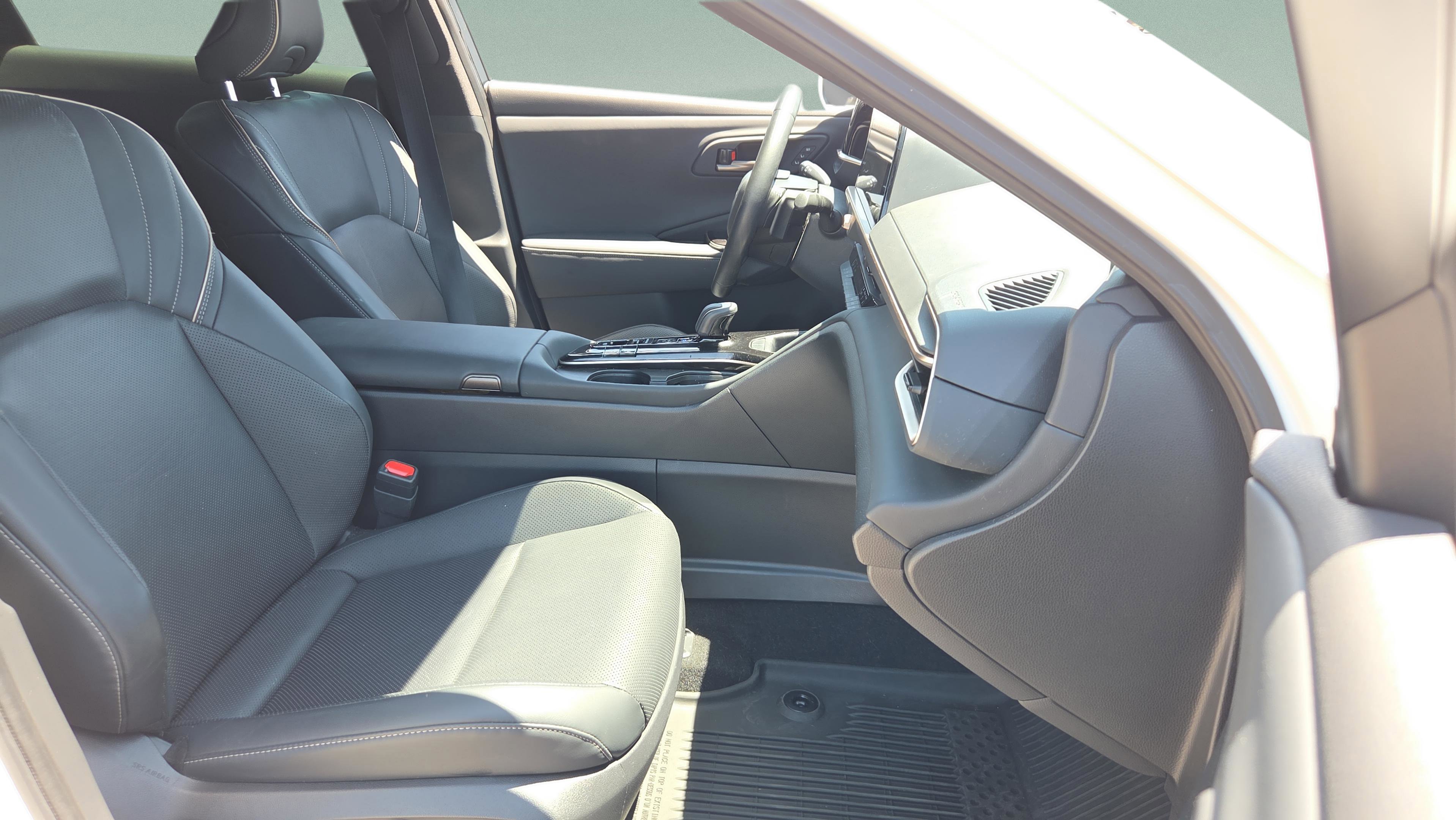 Certified 2025 Toyota Crown Signia AWD/4WD image 28