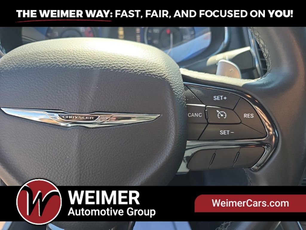 Used 2015 Chrysler 200 S FWD image 13
