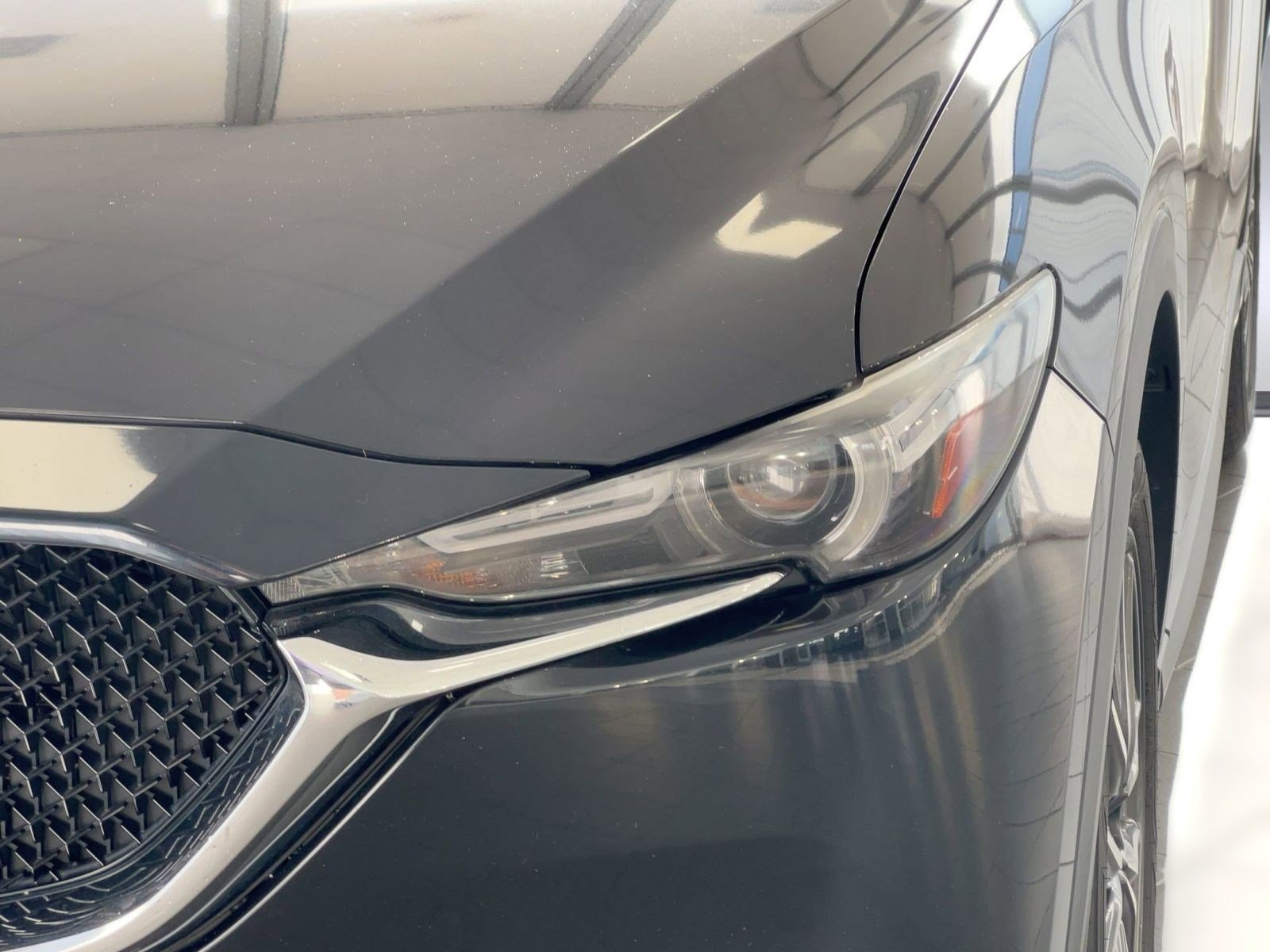 Used 2017 MAZDA CX-5 Grand Touring w/ Premium Package image 11