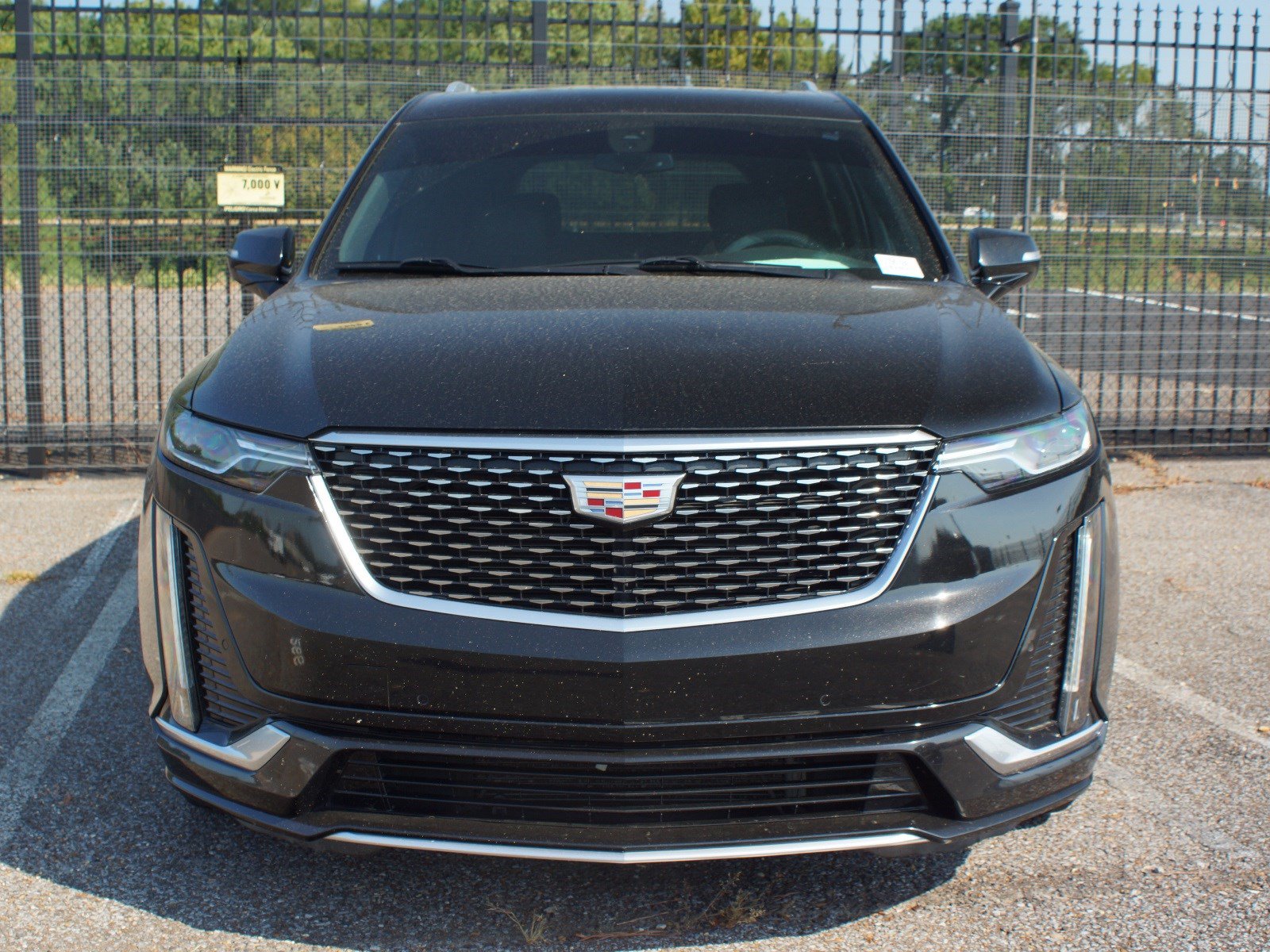Used 2022 Cadillac XT6 Premium Luxury FWD image 2