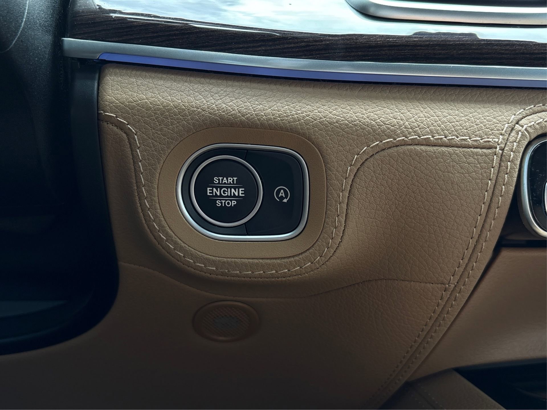 Used 2024 Mercedes-Benz GLE 350 4MATIC image 27