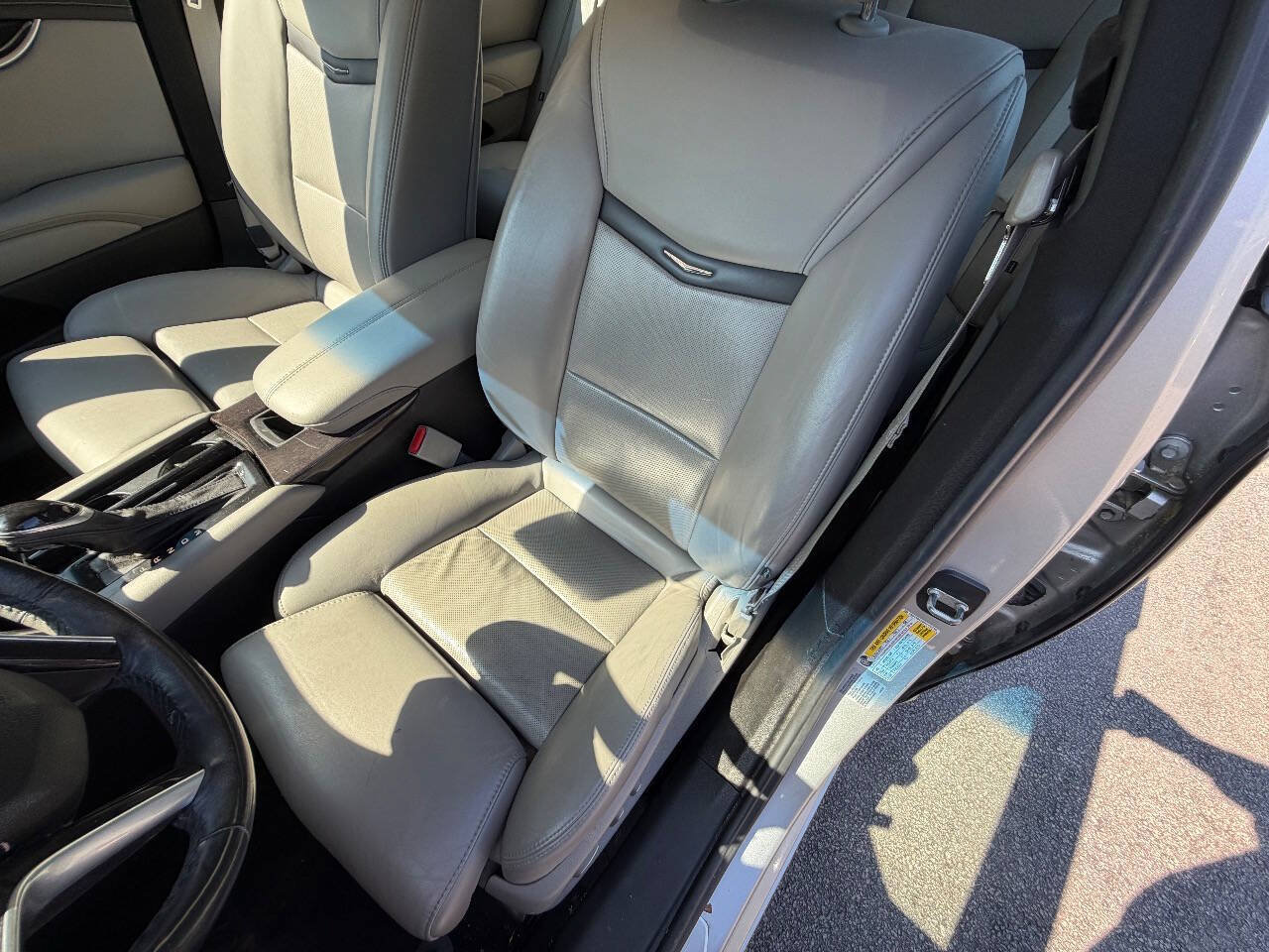 Used 2013 Cadillac XTS Luxury w/ Driver Awareness Package AWD/4WD image 9