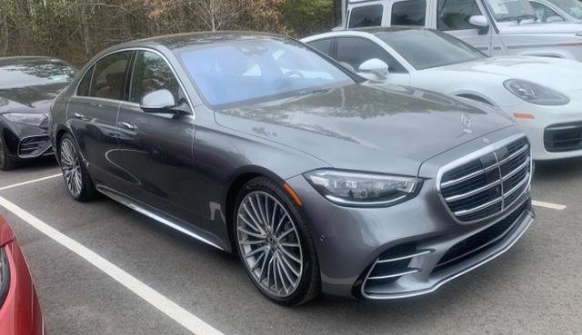 Used 2023 Mercedes-Benz S 500 4MATIC image 2