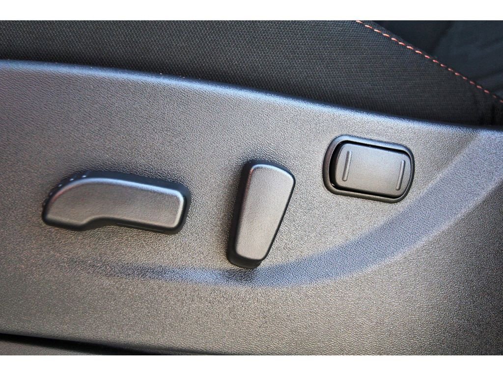 New 2026 Nissan Frontier PRO-4X w/ Pro-4x Convenience Package image 20