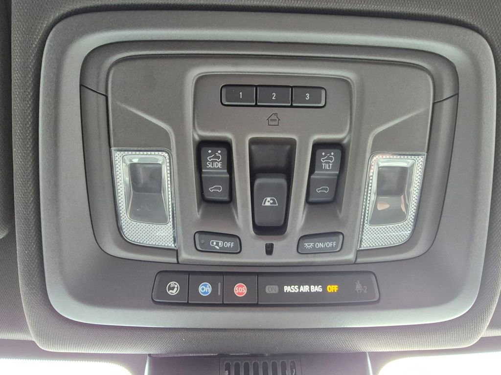 Used 2022 Chevrolet Silverado 1500 LTZ w/ LTZ Convenience Package II image 20