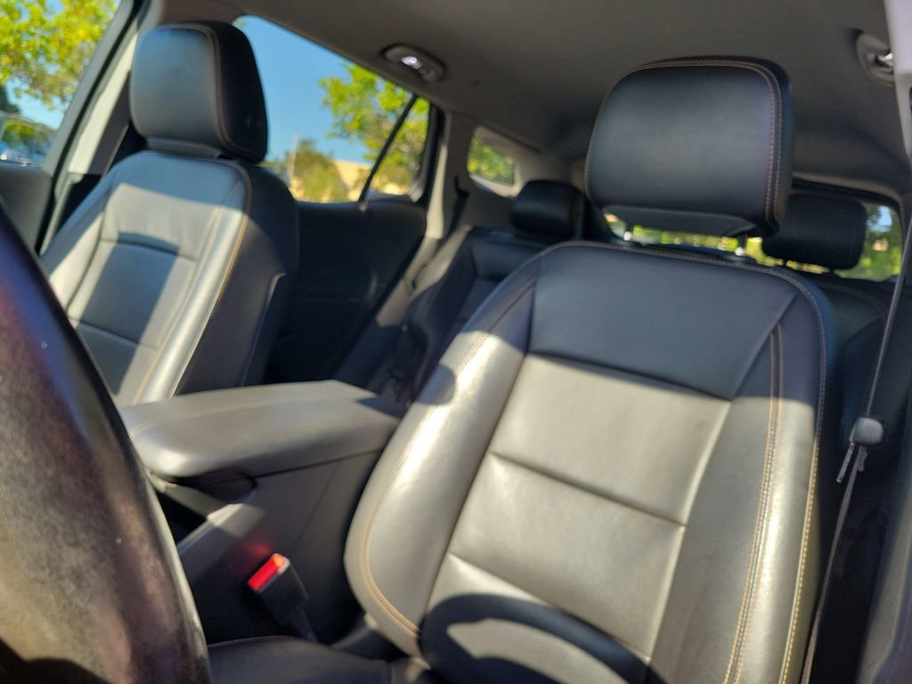 Used 2019 GMC Terrain SLT w/ Preferred Package image 24