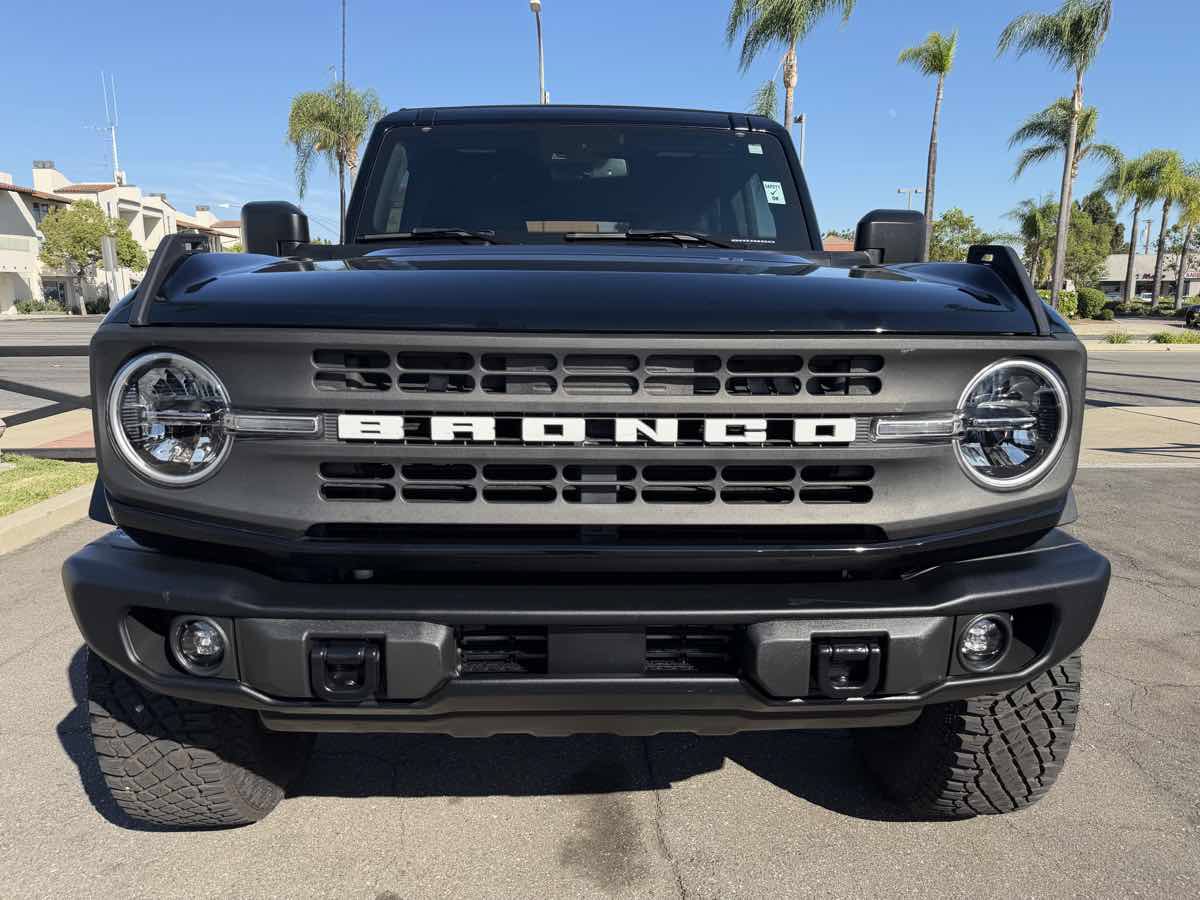 Used 2023 Ford Bronco Black Diamond AWD/4WD image 11