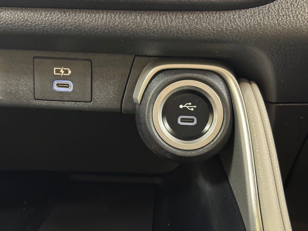 Used 2024 Toyota Grand Highlander AWD image 40