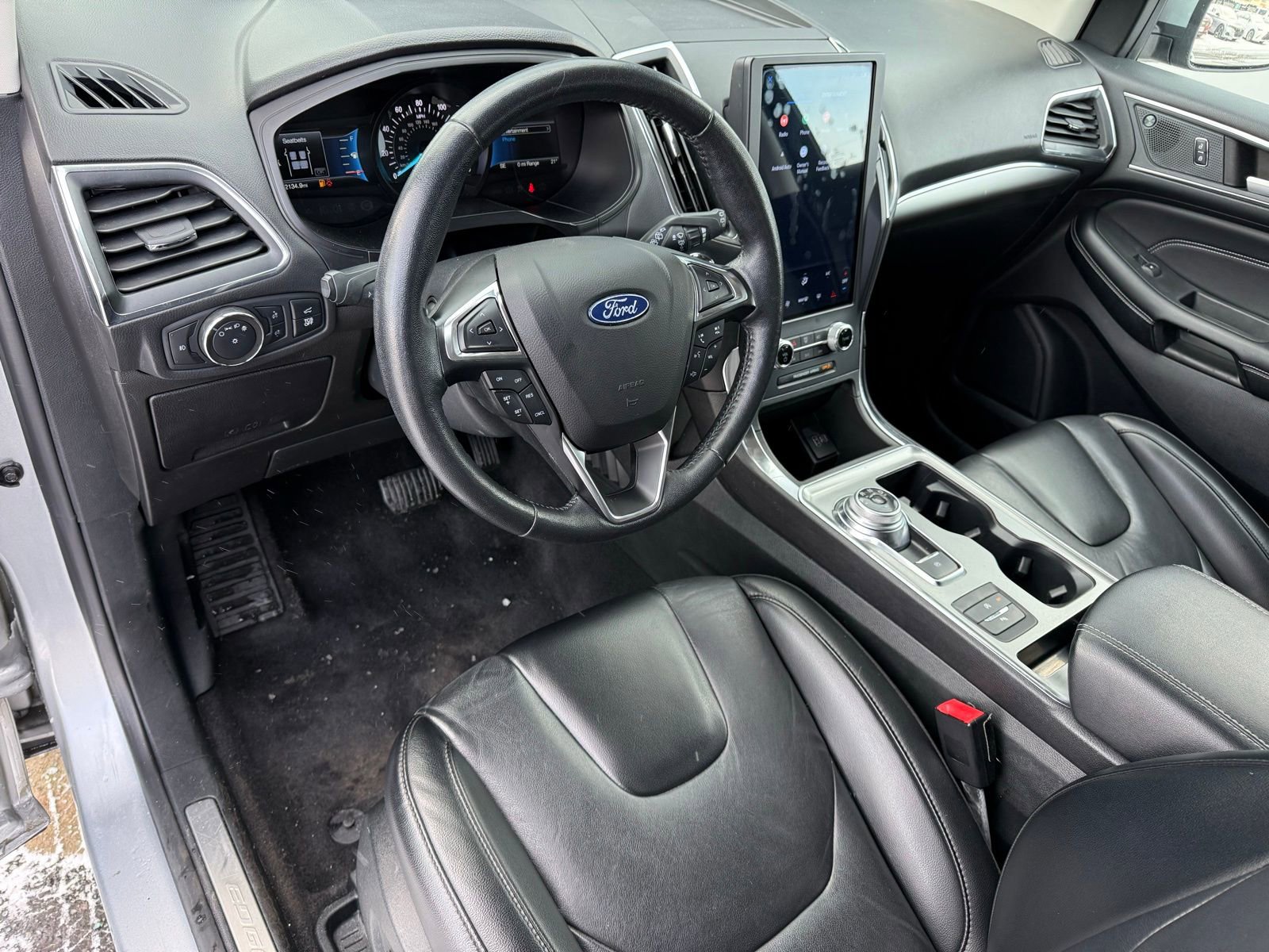 Used 2022 Ford Edge Titanium image 11