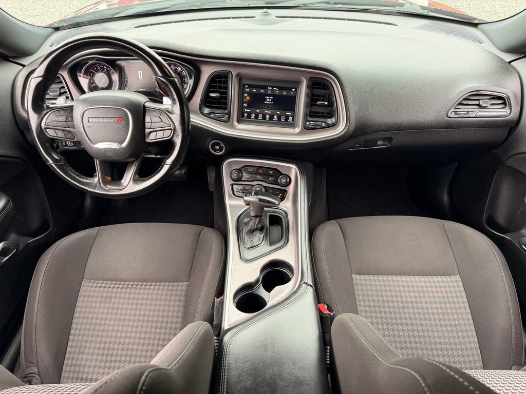 Used 2022 Dodge Challenger R/T RWD image 23