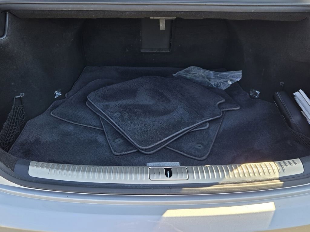 Used 2018 Genesis G90 5.0 Ultimate image 14