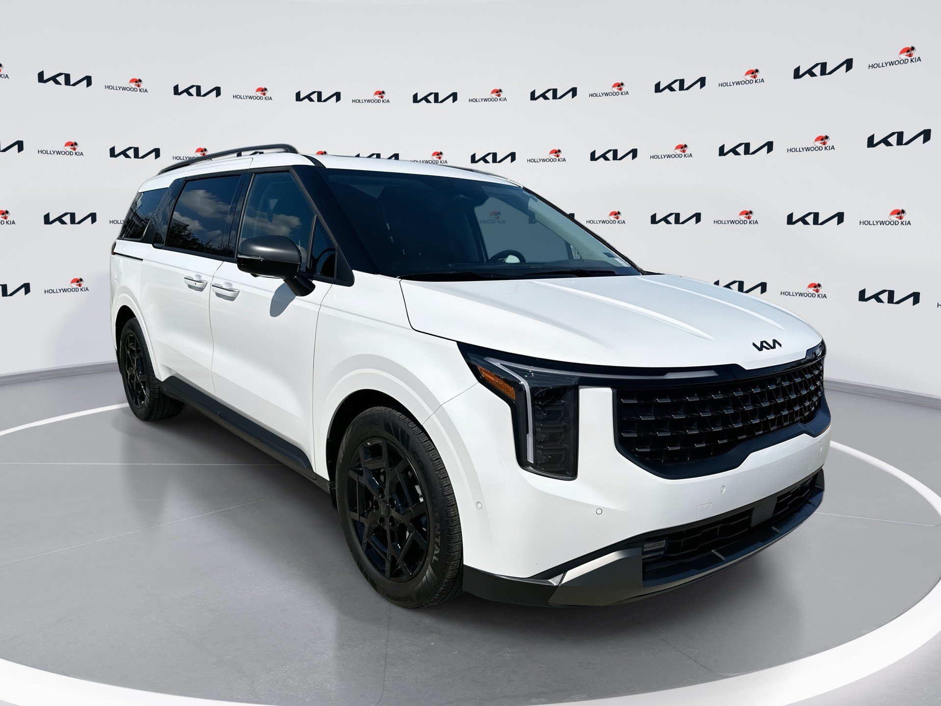 Certified 2026 Kia Carnival SX Prestige FWD image 1