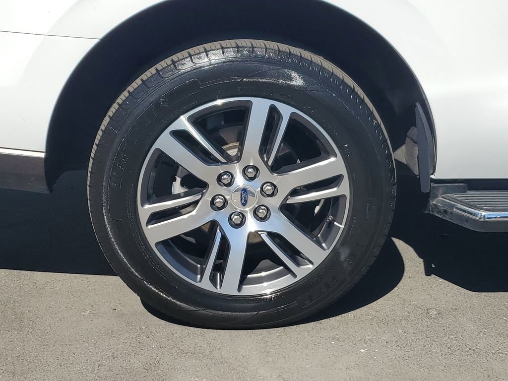 Used 2023 Ford Expedition Limited image 6