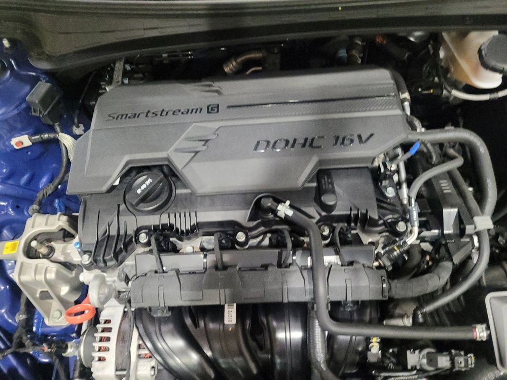 Used 2023 Hyundai Elantra SEL w/ Convenience Package image 30