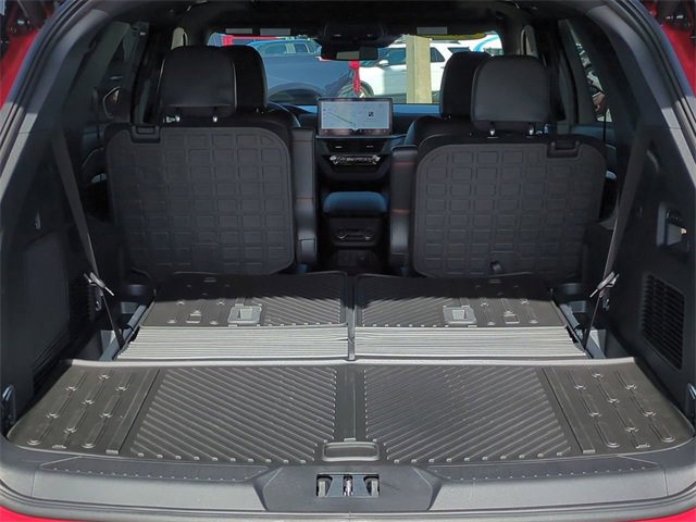 Used 2025 Ford Explorer ST w/ Sun And Sound Package image 13