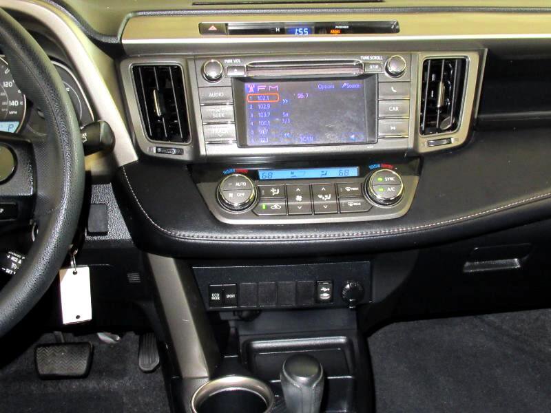Used 2013 Toyota RAV4 XLE image 13