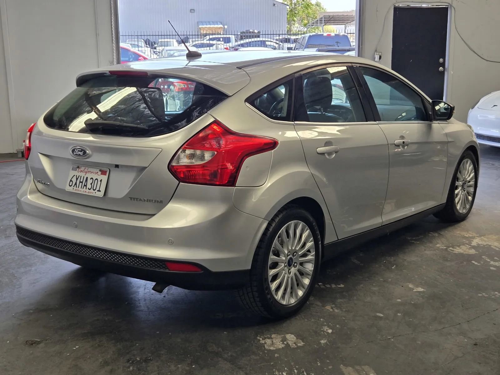 Used 2012 Ford Focus Titanium FWD image 4