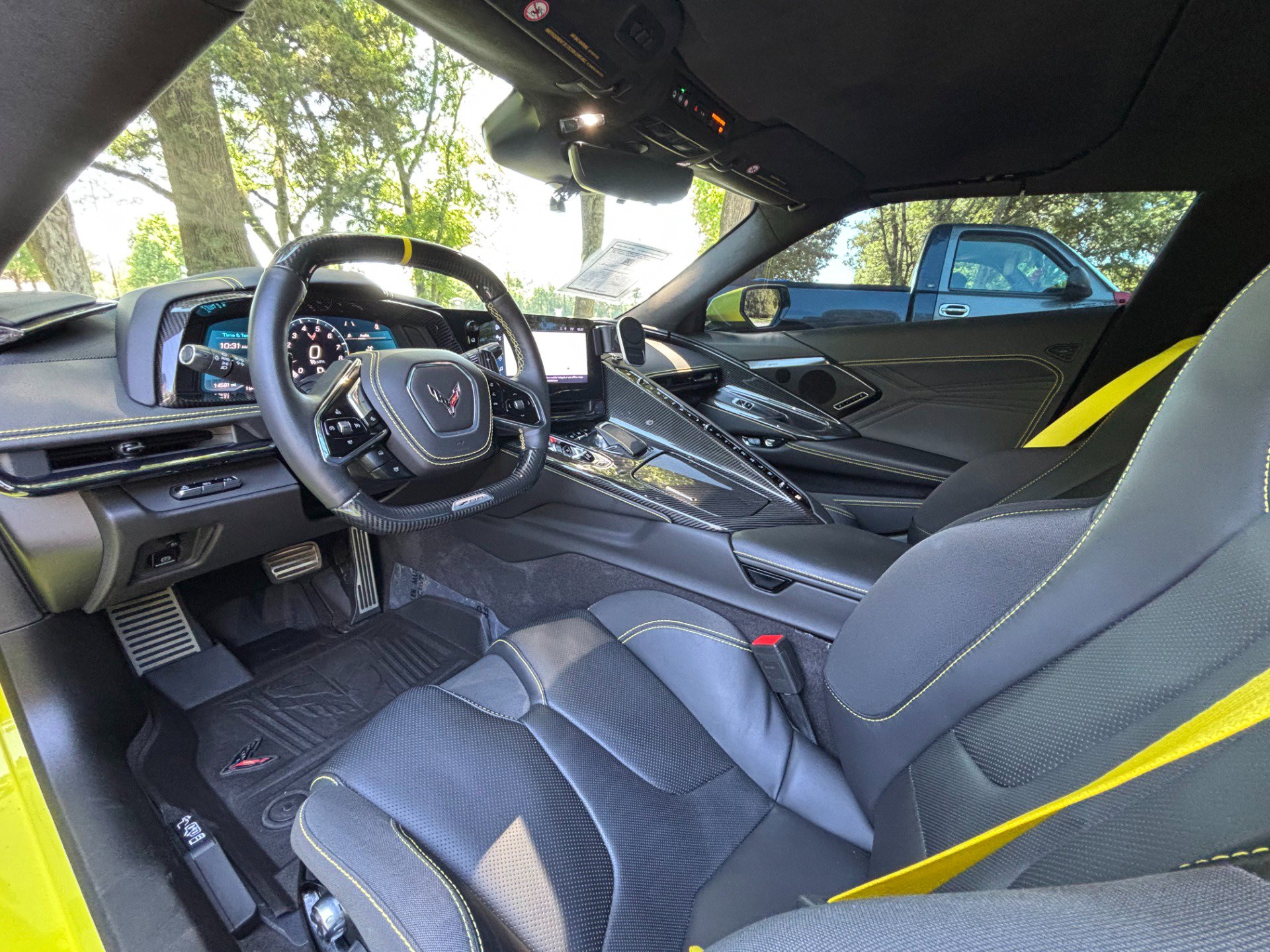 Used 2024 Chevrolet Corvette Z06 RWD image 19