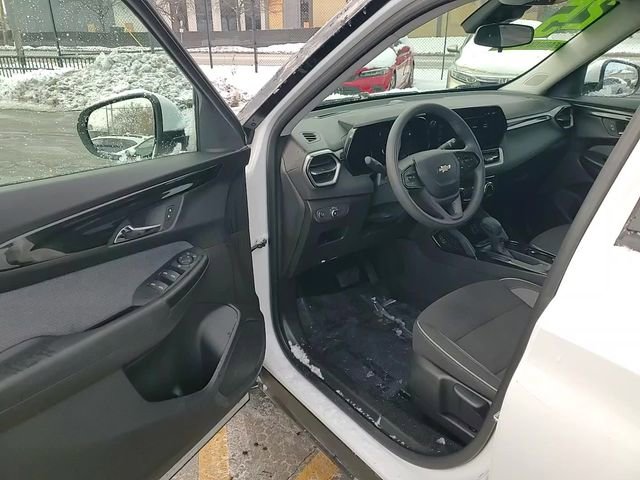 Used 2025 Chevrolet TrailBlazer LT image 13