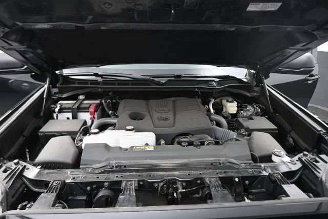 Used 2026 Toyota Tundra SR5 w/ SR5 Premium Package AWD/4WD image 12