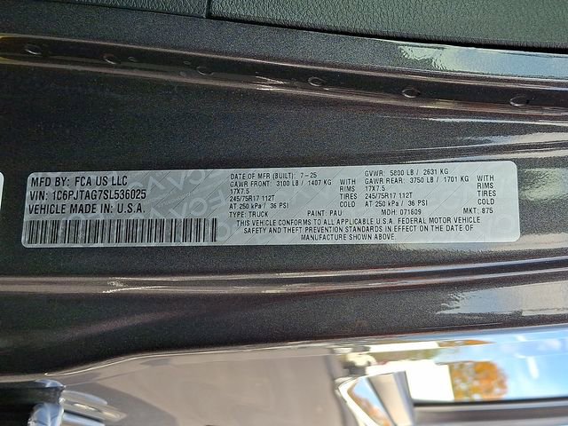 New 2025 Jeep Gladiator Sport image 24