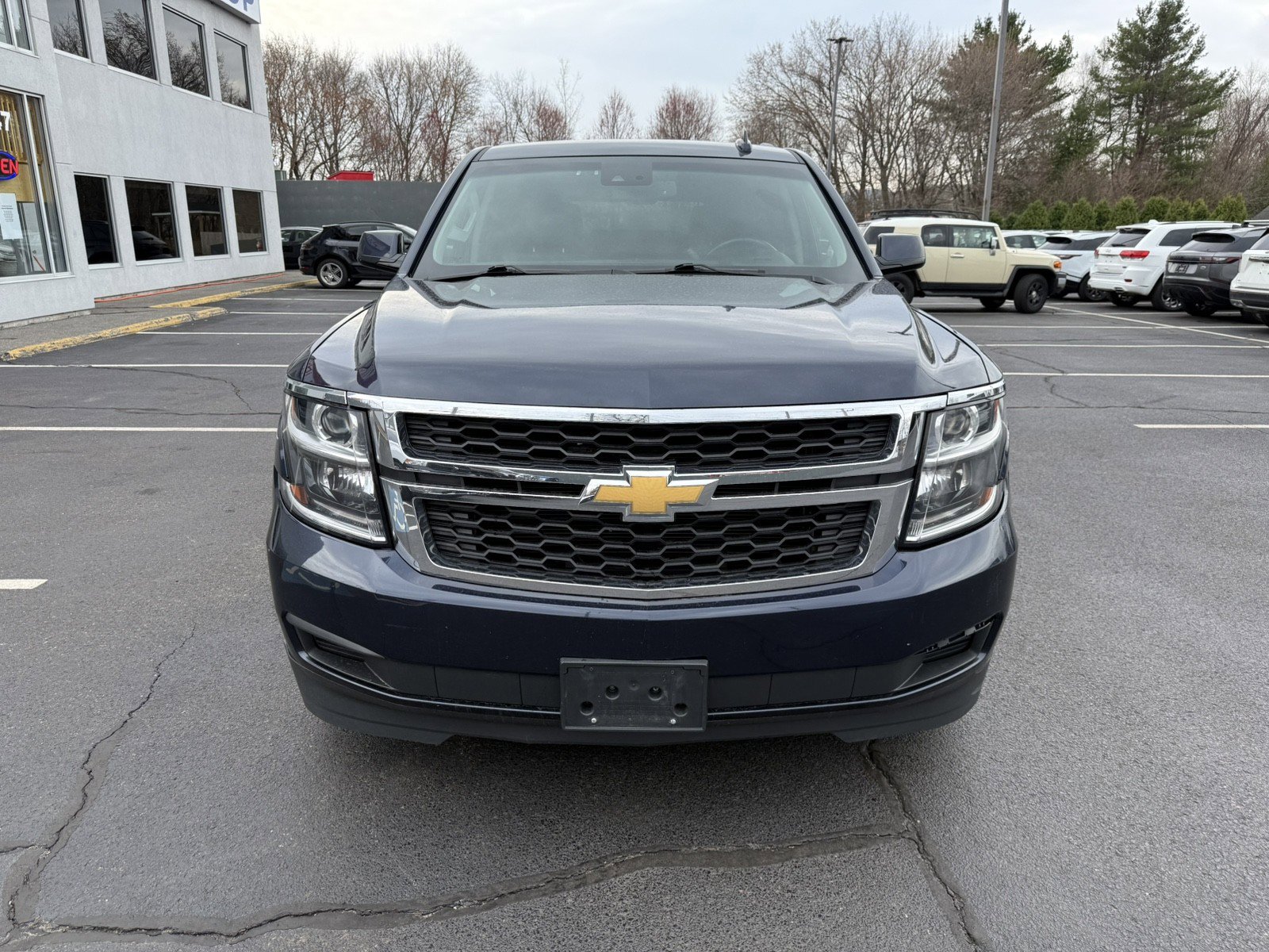 Used 2018 Chevrolet Tahoe LT image 2