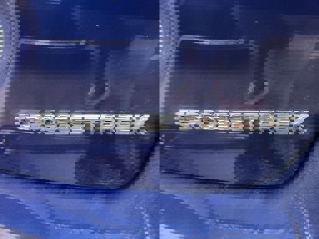 Used 2025 Subaru Crosstrek 2.0i Premium image 13