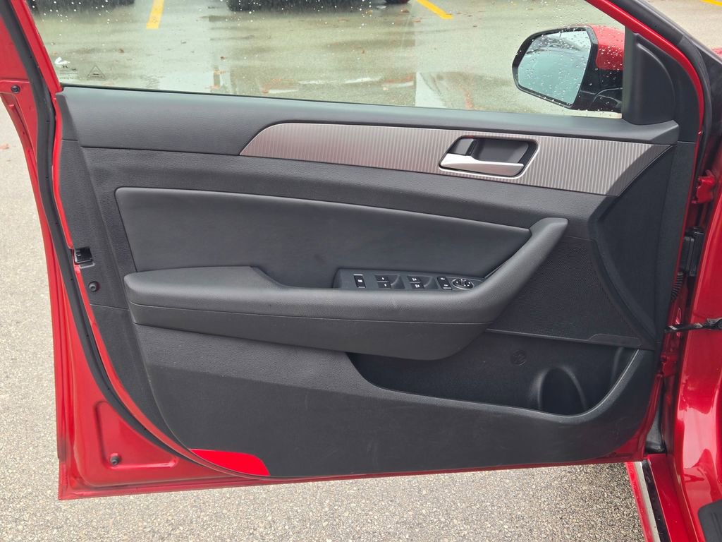 Used 2018 Hyundai Sonata Sport w/ Tech Package 05 image 27