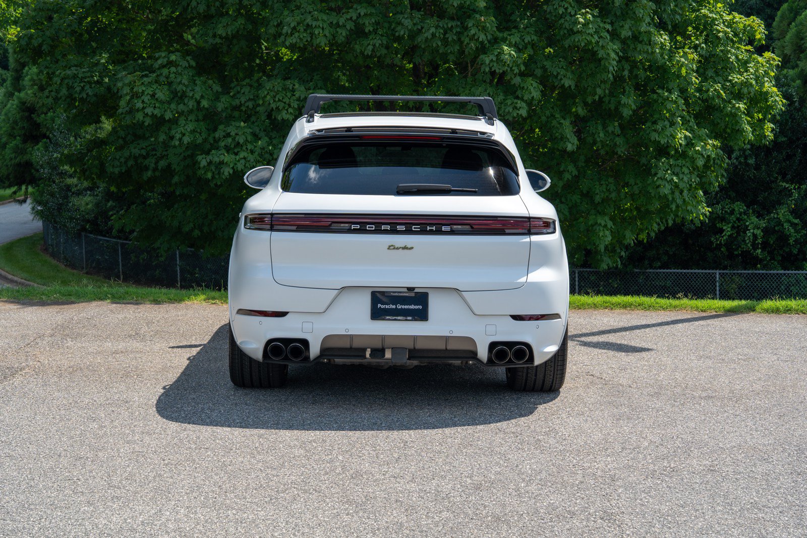 Certified 2025 Porsche Cayenne Turbo AWD/4WD image 6