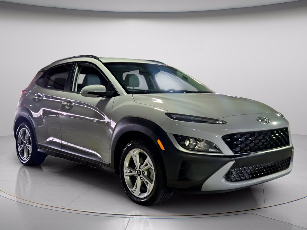 Used 2023 Hyundai Kona SEL w/ Cargo Package FWD image 6