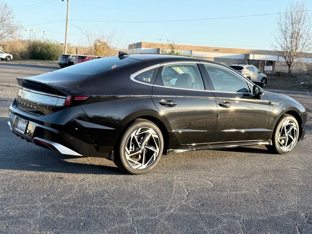 New 2026 Hyundai Sonata SEL FWD image 7
