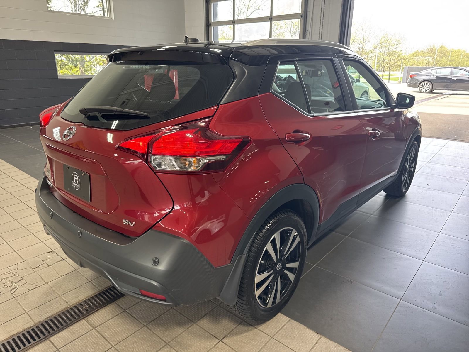 Certified 2020 Nissan Kicks SV FWD image 30