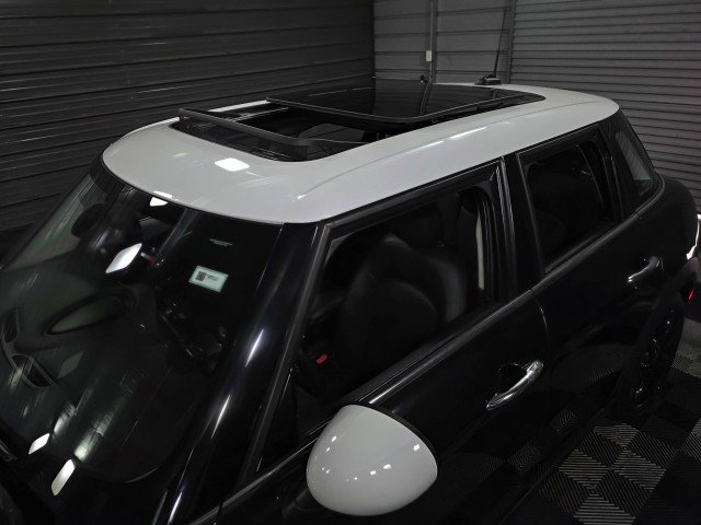 Used 2019 MINI Cooper 4-Door Hardtop image 10