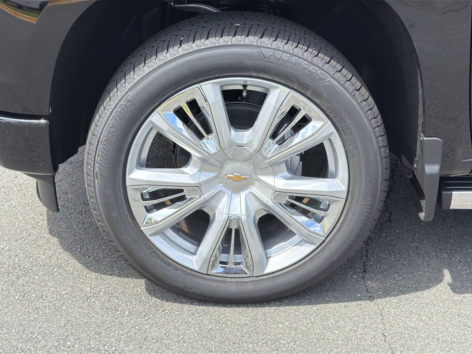 New 2026 Chevrolet Silverado 1500 High Country AWD/4WD image 12