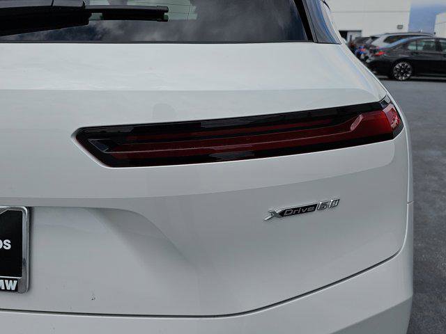 New 2026 BMW iX xDrive60 w/ Premium Package image 34