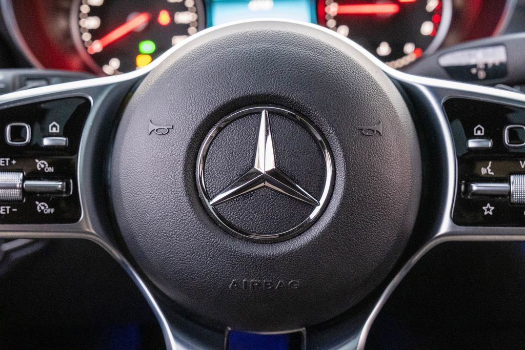 Used 2022 Mercedes-Benz GLC 300 image 20