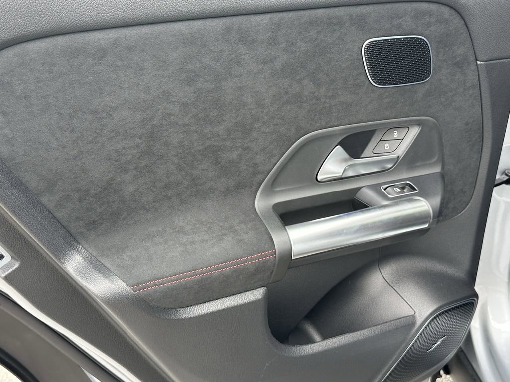 New 2026 Mercedes-Benz GLA 35 AMG 4MATIC image 26