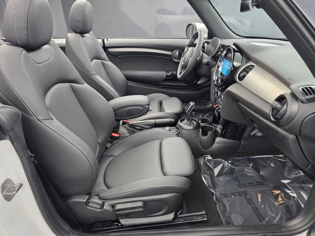 Used 2023 MINI Cooper S image 29