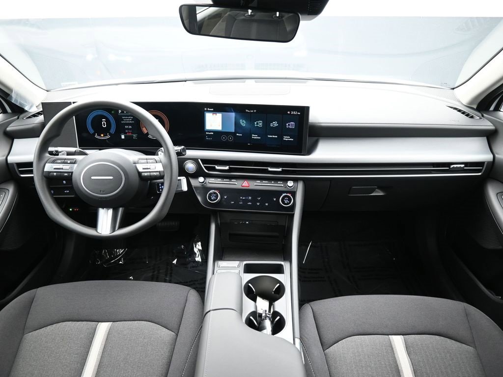 Used 2025 Hyundai Sonata SEL image 12