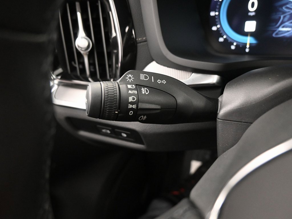 Used 2024 Volvo S60 T8 Ultimate w/ Climate Package image 22