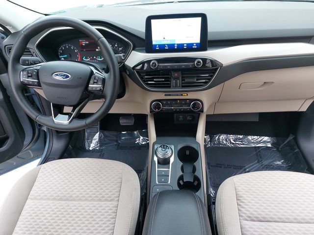 Certified 2022 Ford Escape SE w/ SE Sport Appearance Package FWD image 9