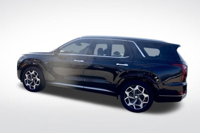 Used 2022 Hyundai Palisade Calligraphy image 9