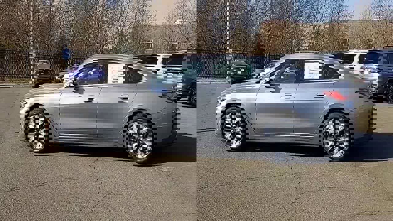 Used 2025 BMW i4 eDrive40 w/ Premium Package image 5