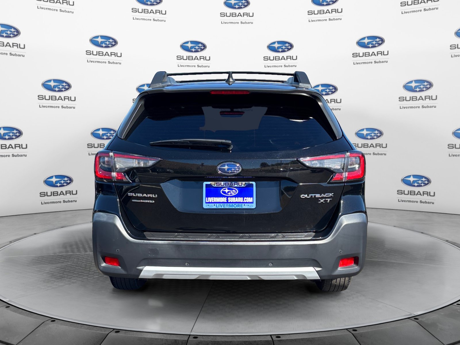 Used 2023 Subaru Outback Limited XT AWD/4WD image 5