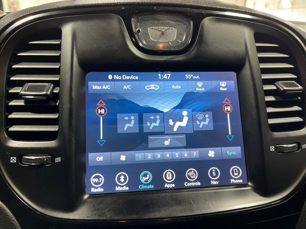 Used 2018 Chrysler 300 S w/ 300S Premium Group image 19