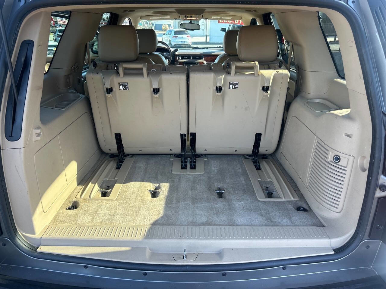 Used 2012 Chevrolet Tahoe LTZ image 24